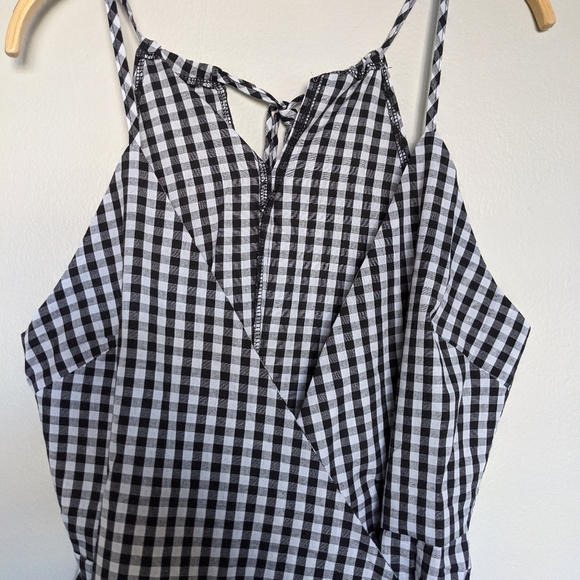 Gingham print ruffle trim wrap dress - Picture 5 of 11